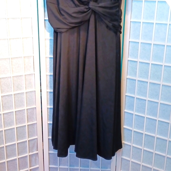 NEW! 20 Vicki Wayne BLACK Dress 5686 - Picture 3 of 6